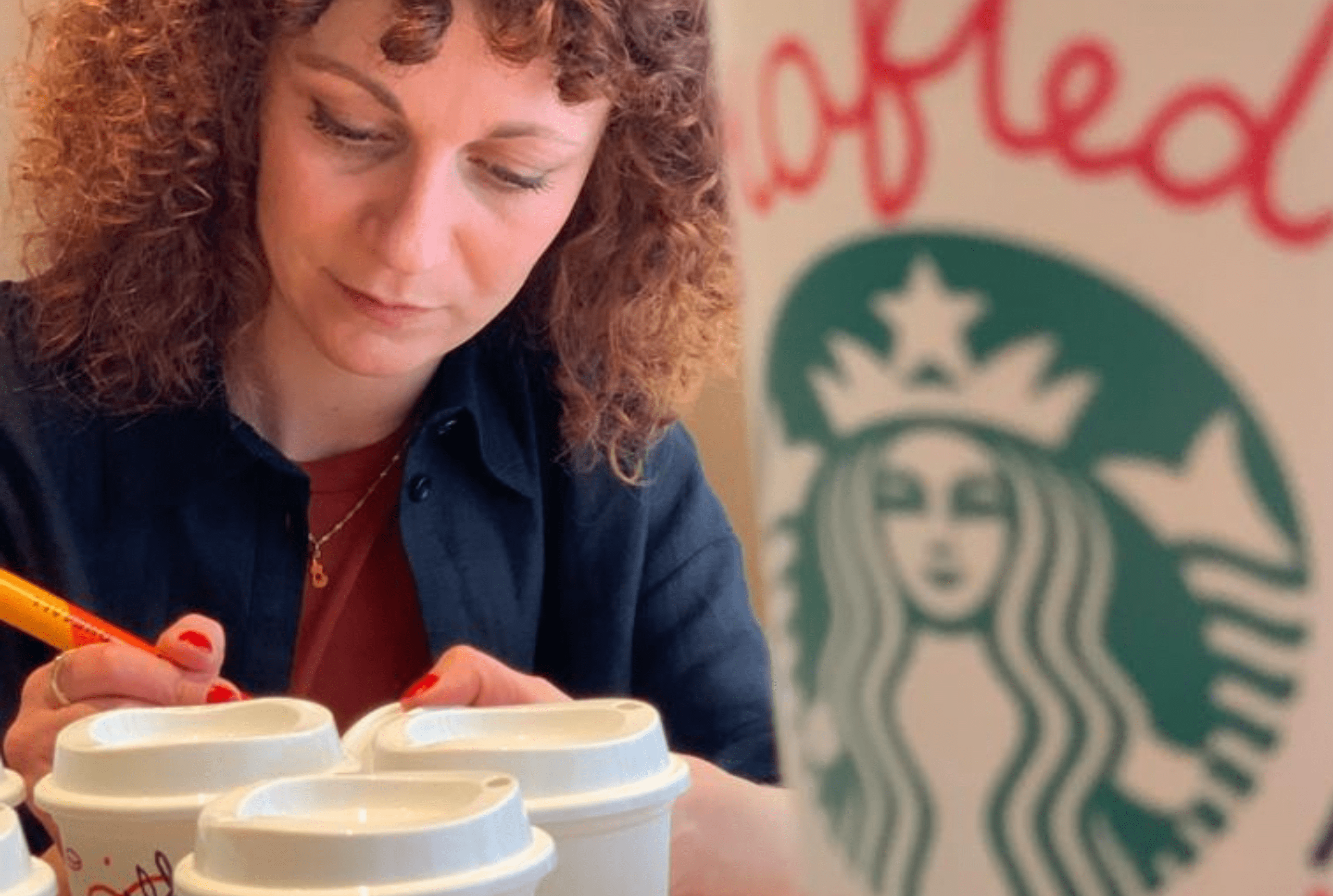 L'arrivo di Starbucks a Roma, illustrato