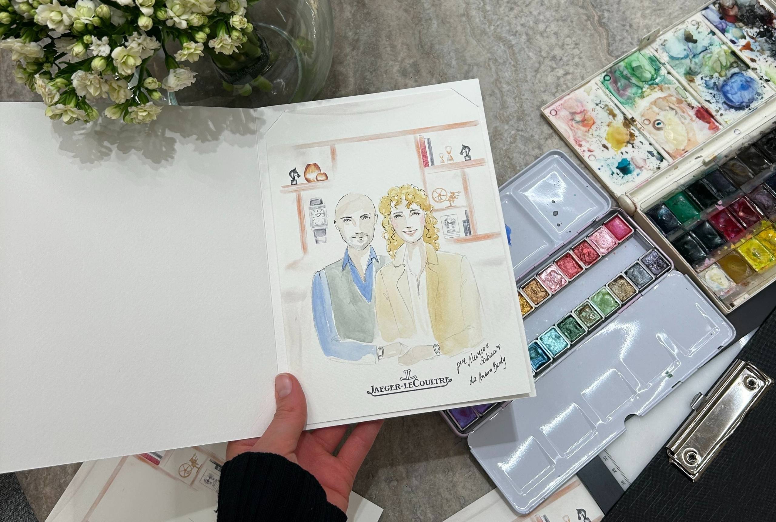 Il lusso disegnato in boutique: il live sketching per Jaeger-LeCoultre