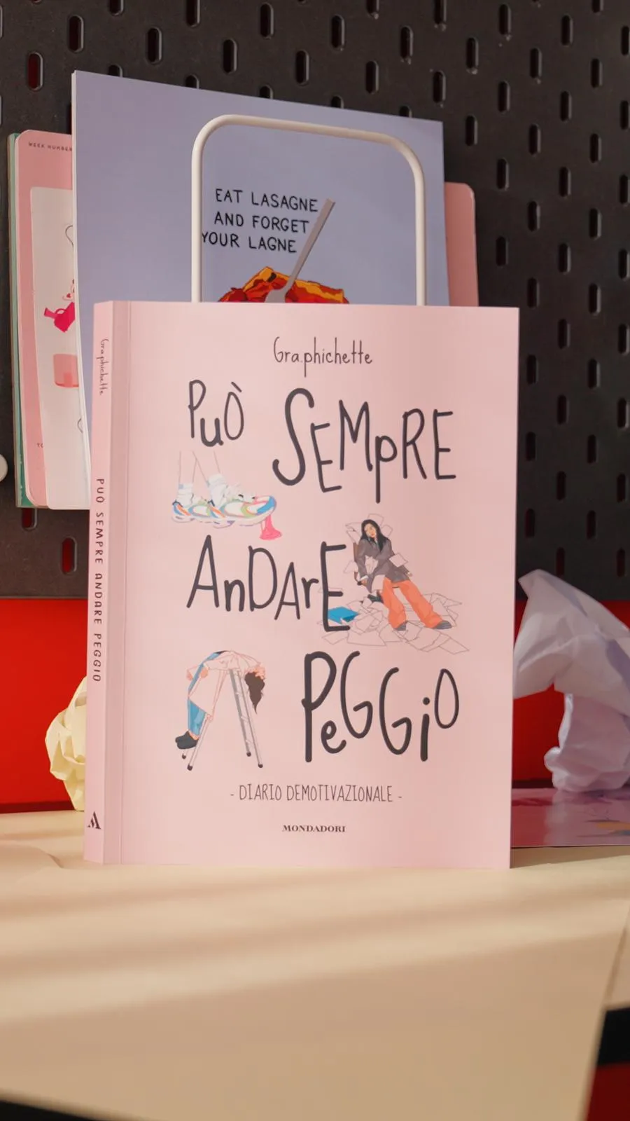 Un diario che demotiva (con ironia): Gra.phichette per Mondadori Electa — 3