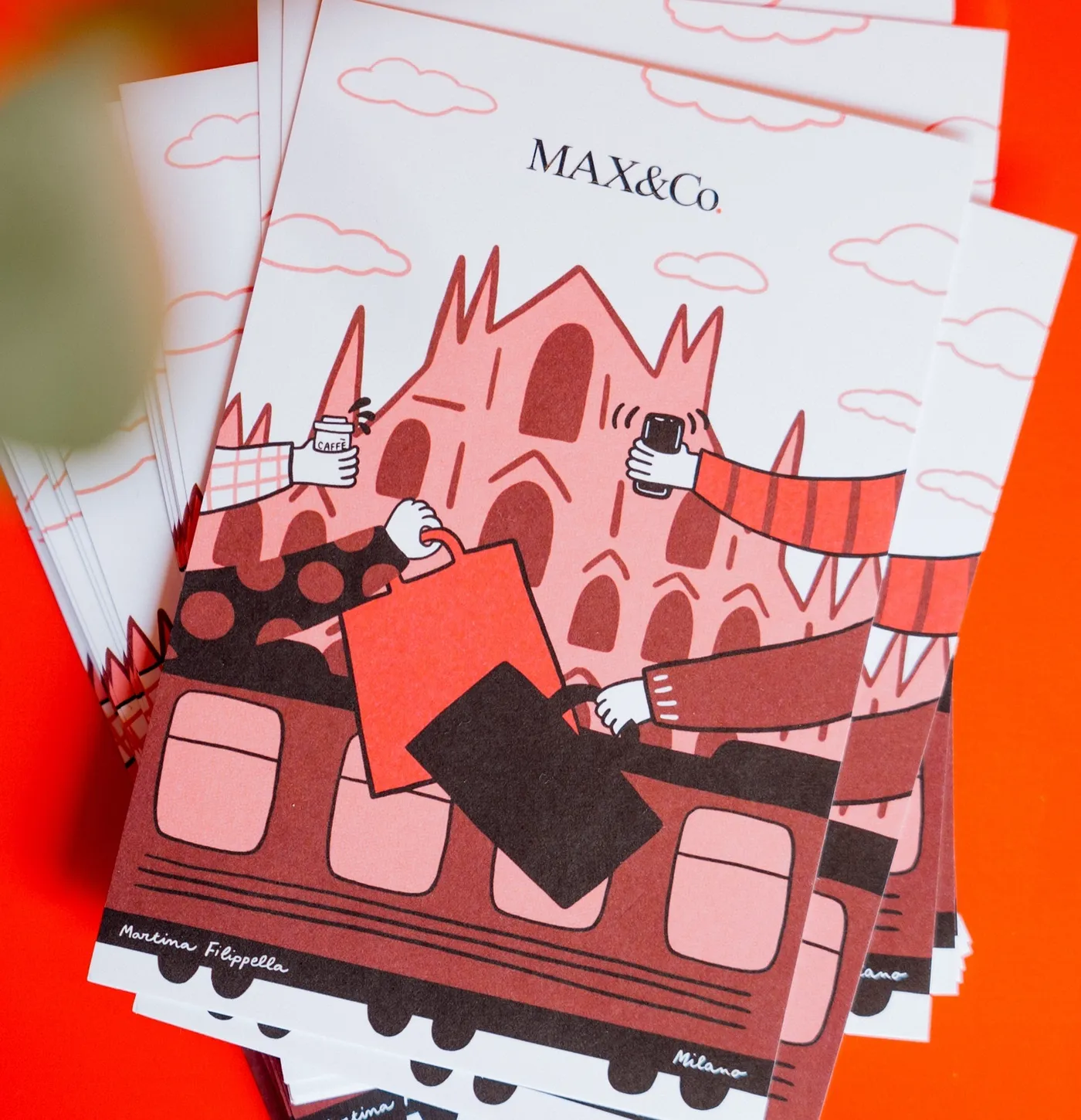 Il chiosco MAX&Co a Milano diventa d'autore — 1